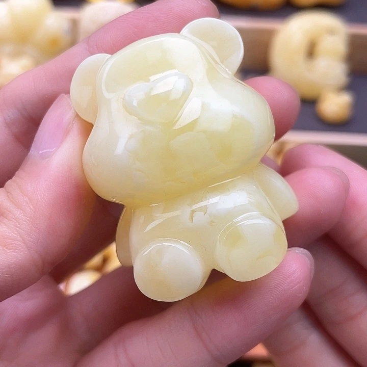 琥珀裸石未镶嵌蜜蜡