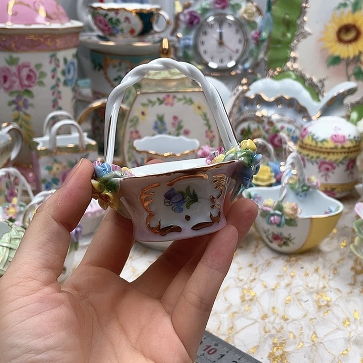 石***店杯碟陶瓷摆件陶瓷微瑕