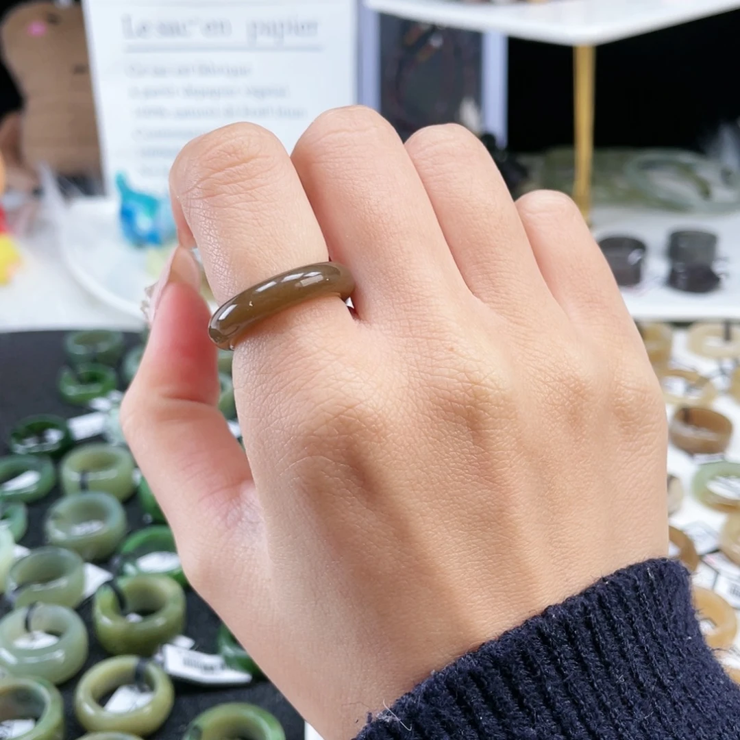 和田玉未镶嵌戒指P42浓糖细条16.4不退换