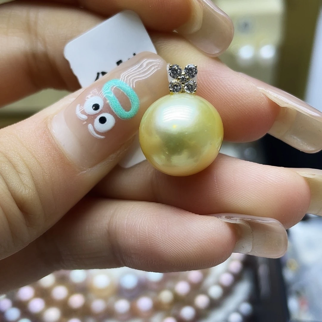 海水珍珠18K金镶嵌颈饰