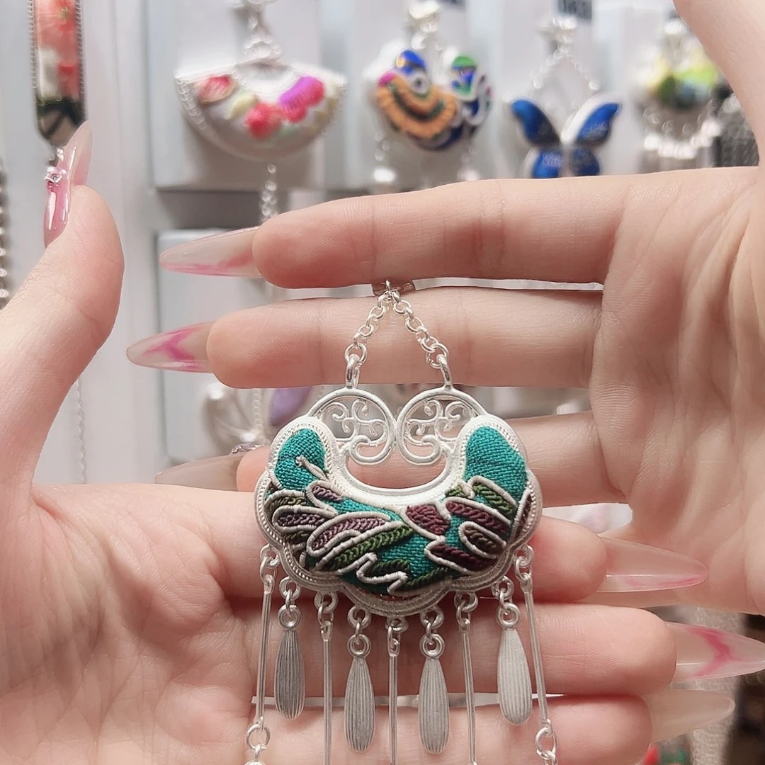 手串/手链核桃刺绣耳环