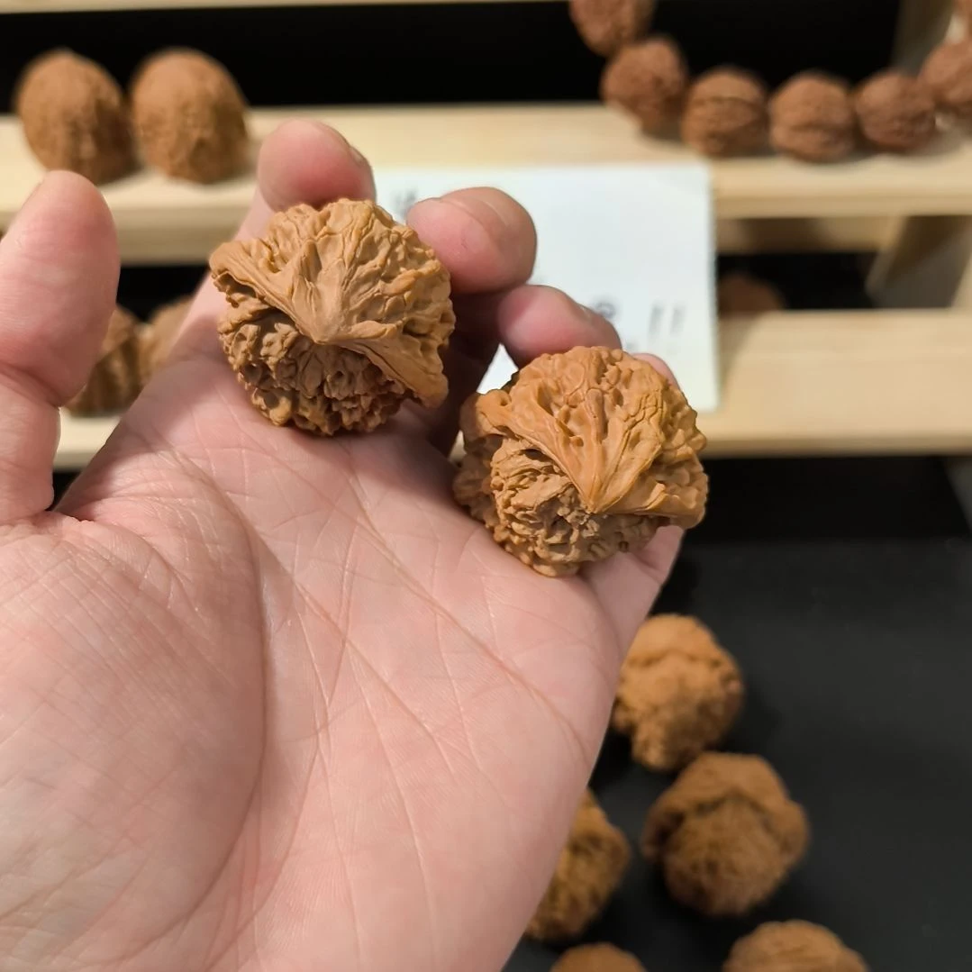 文玩核桃吊坠39蛇头