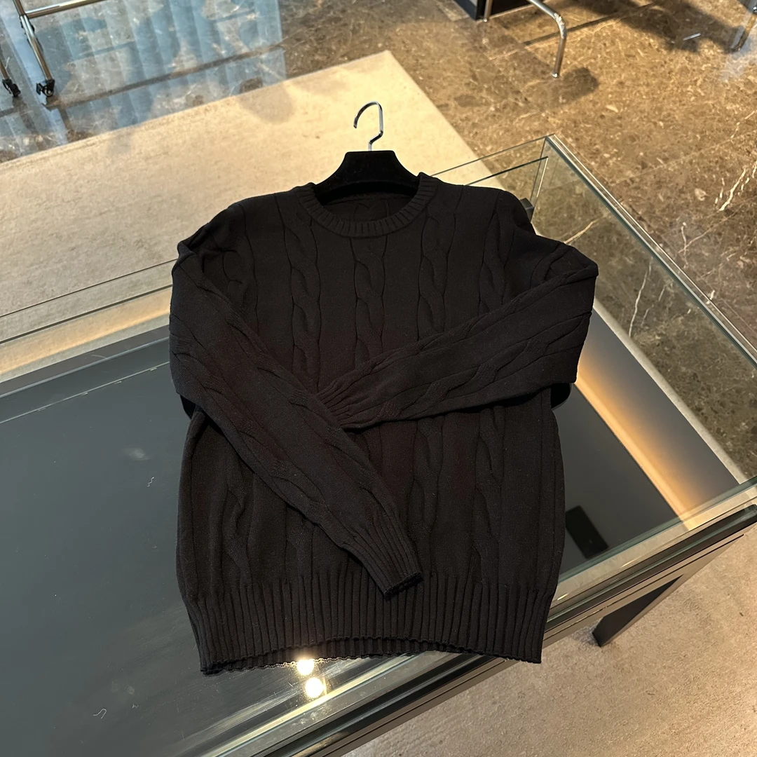 简约百搭黑色麻花套头毛衣 J000069