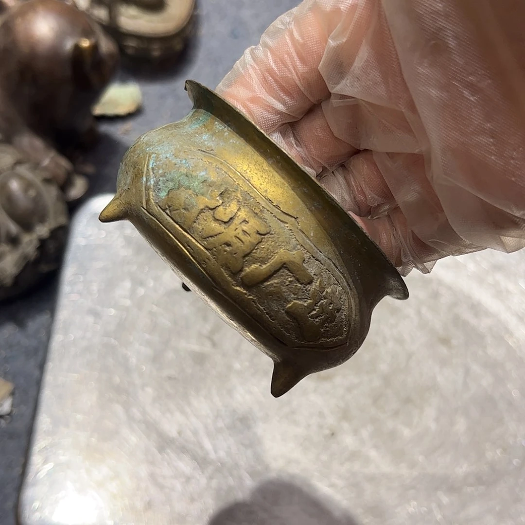 宇*微瑕疵黄铜摆件工艺品