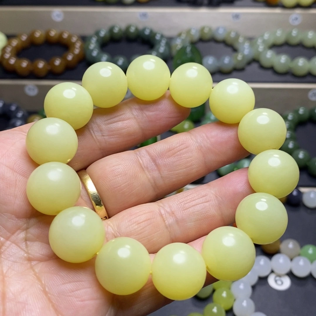 和田玉手串未镶嵌