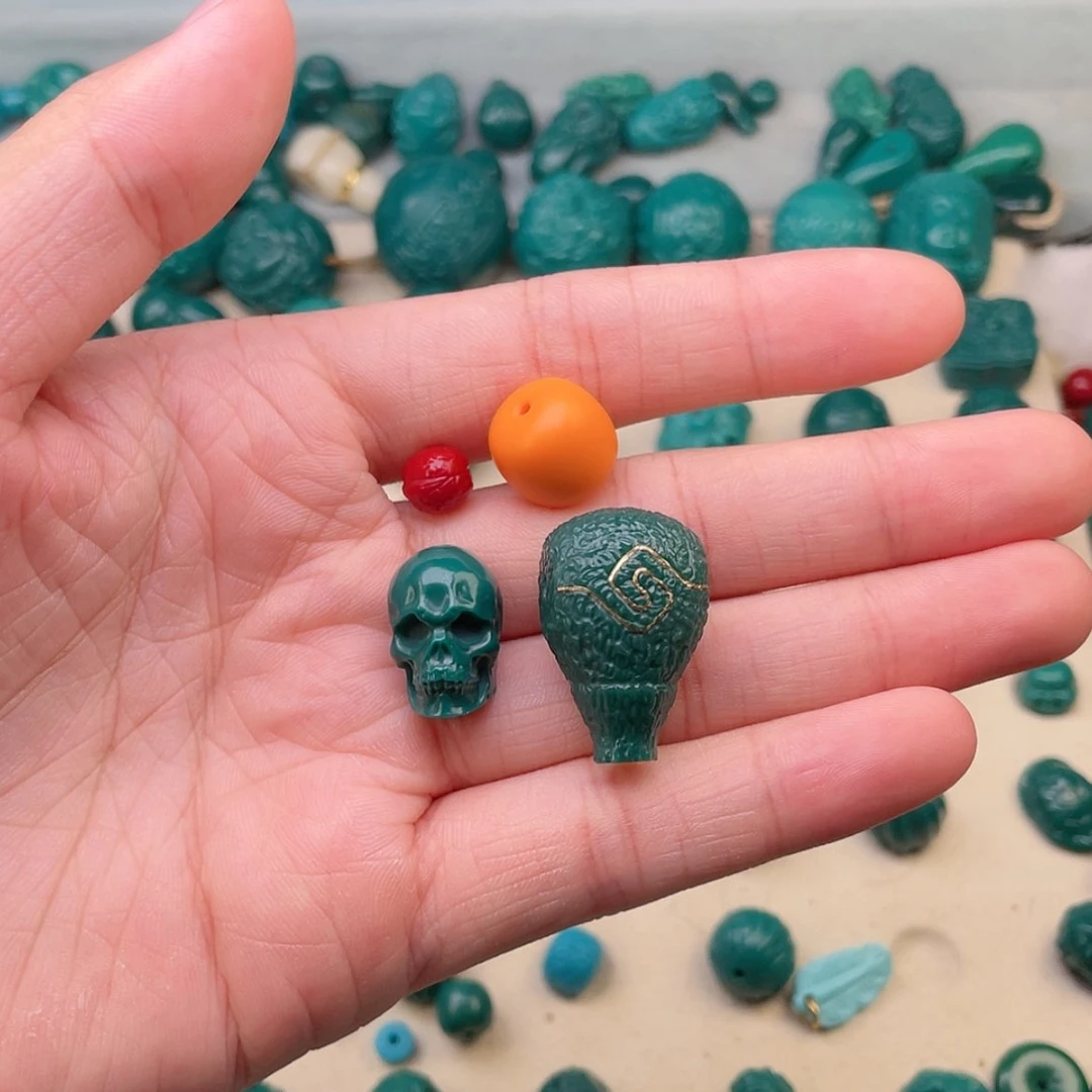 【闪购商品】琉璃颈饰·****?111111