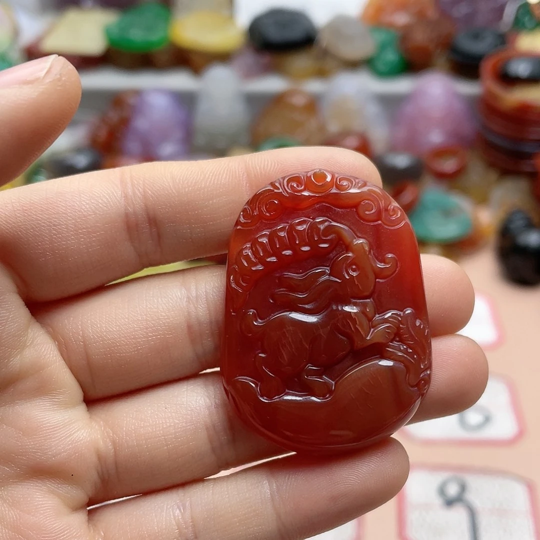 玛瑙/玉髓颈饰合金雅