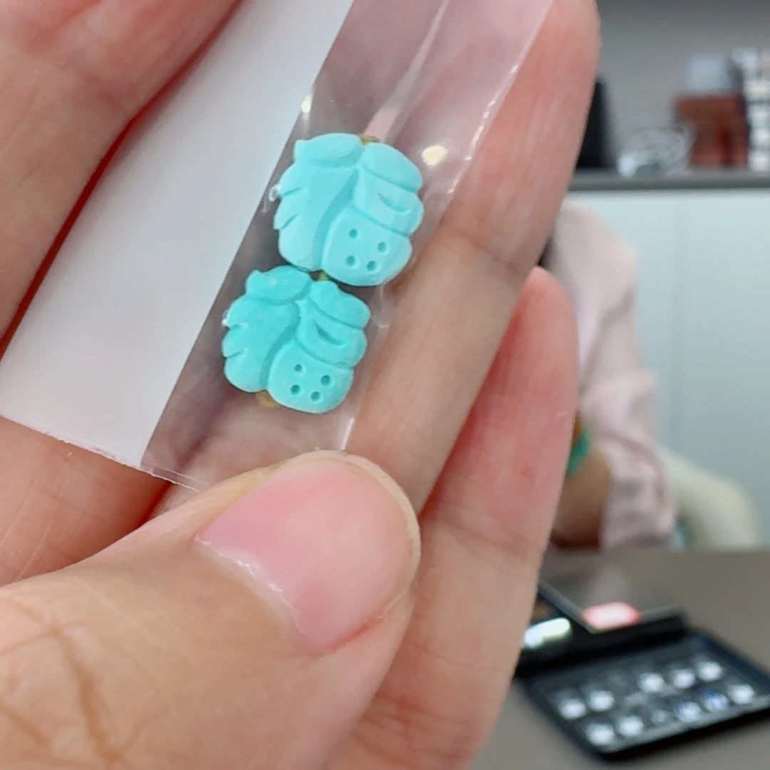 未镶嵌绿松石珠宝奇石