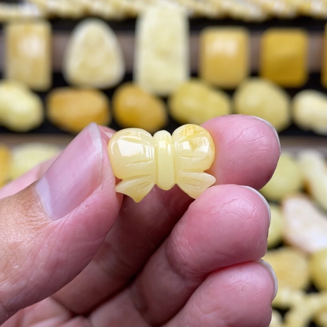 琥珀未镶嵌裸石琥珀蜜蜡