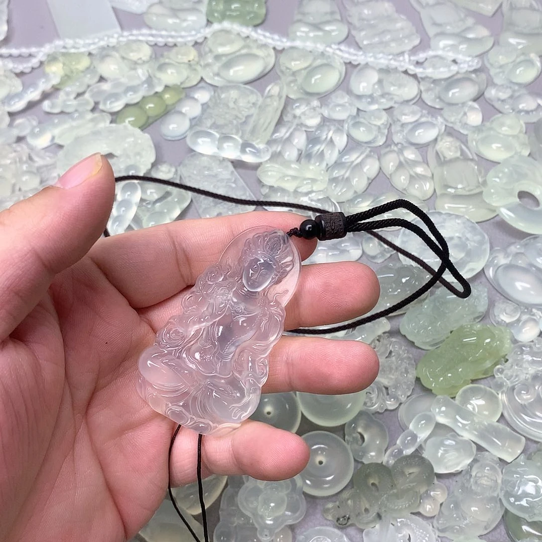 蛇纹石玉颈饰未镶嵌老*员