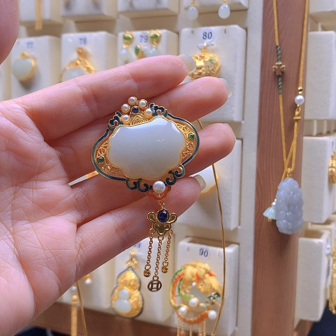 和田玉银S925镶嵌颈饰