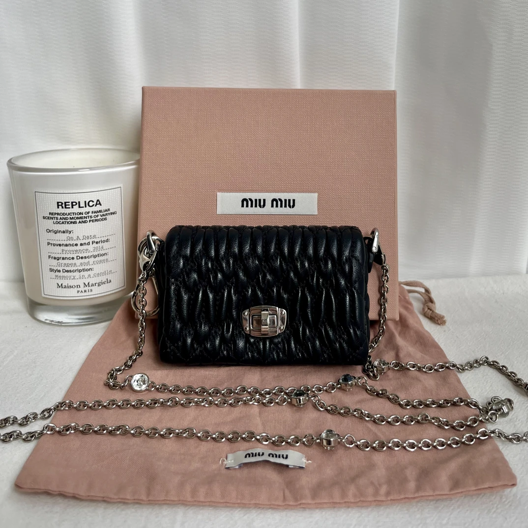 99新 MIU MIU/缪缪 迷你黑色褶皱水晶链单肩斜挎包链条包