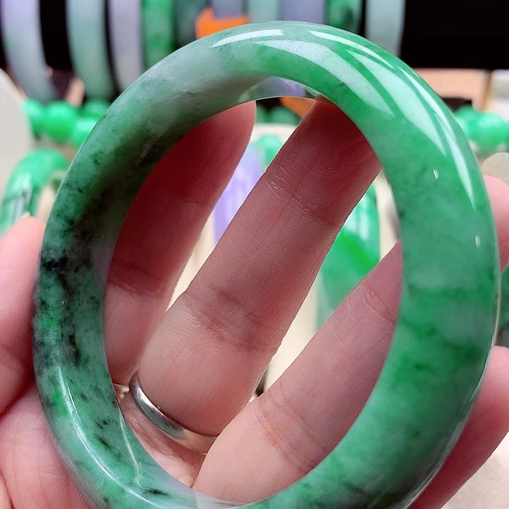 未镶嵌手镯翡翠翡翠