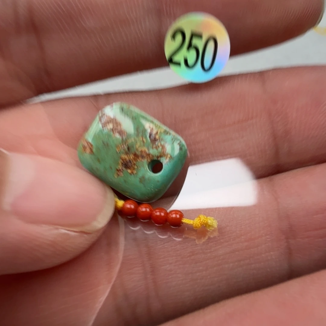 未镶嵌南红玛瑙珠宝奇石