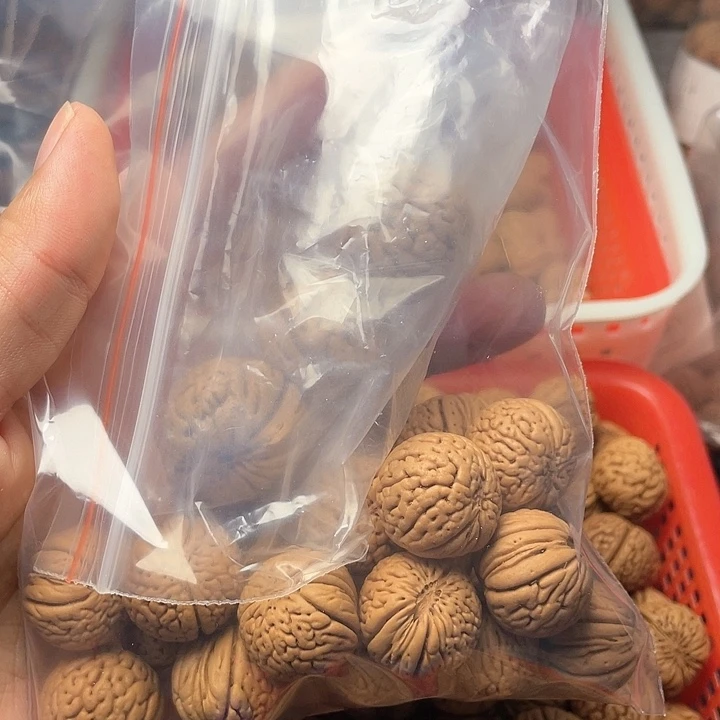 手串桃核金***。核桃手串20