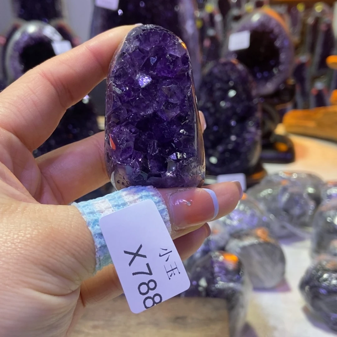 水晶摆件未镶嵌摆件