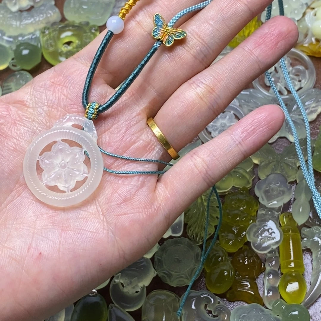 蛇纹石玉合金项链