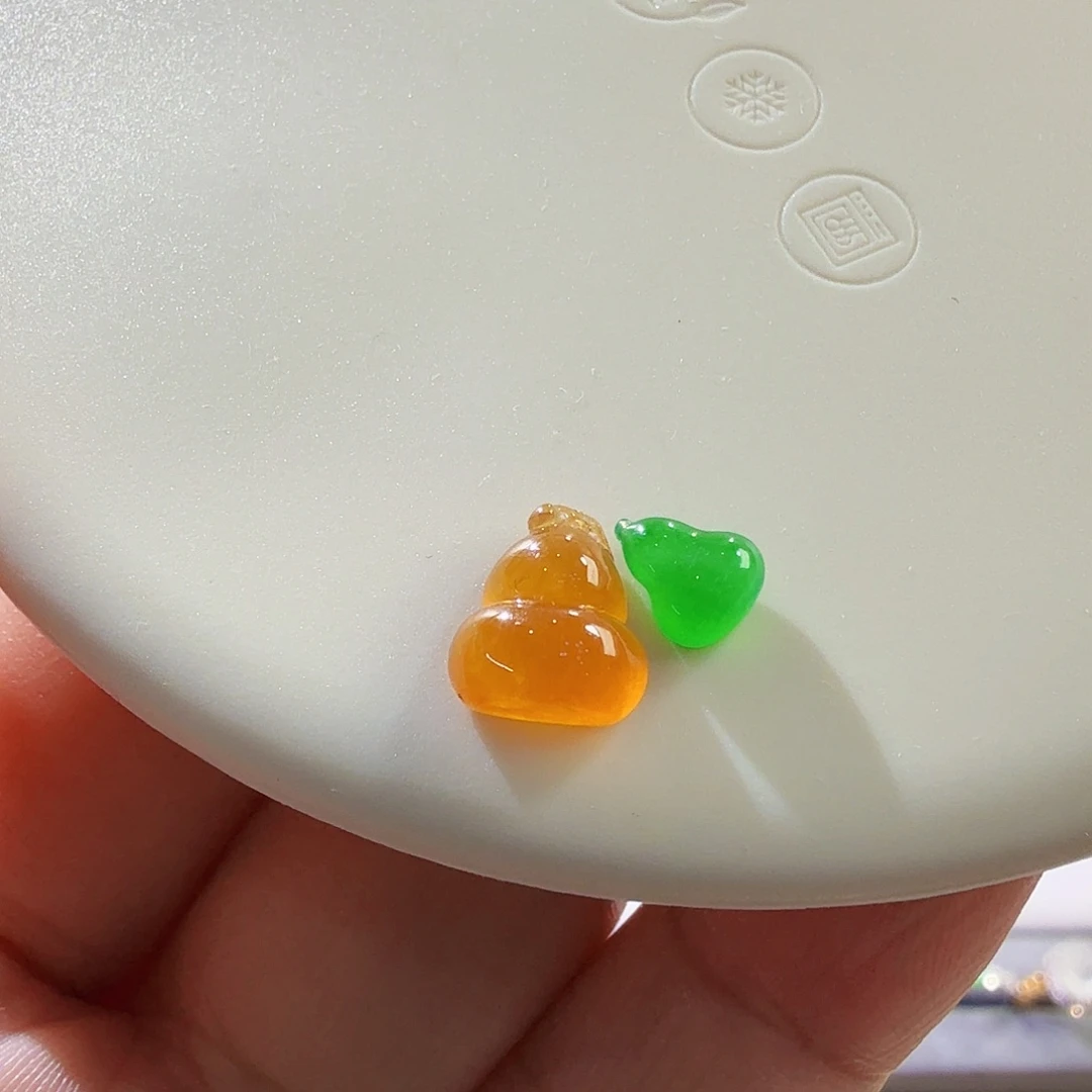 翡翠未镶嵌颈饰裸石福利