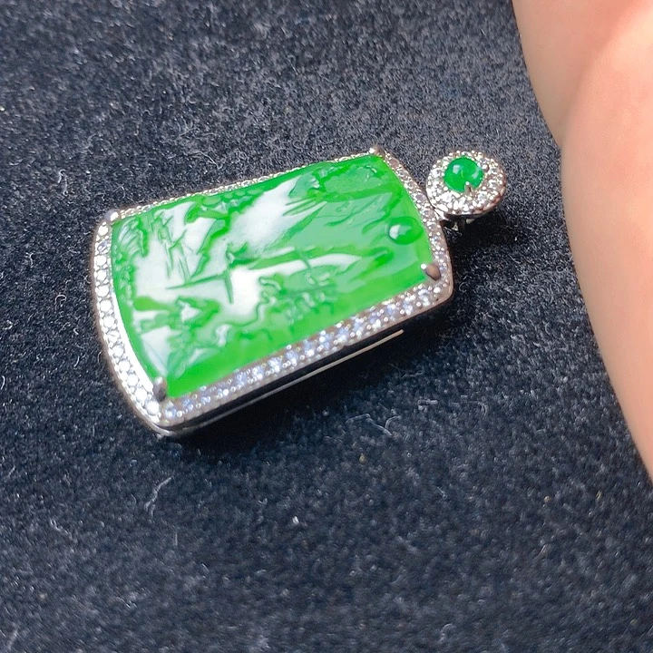 【闪购商品】翡翠未镶嵌颈饰翡翠