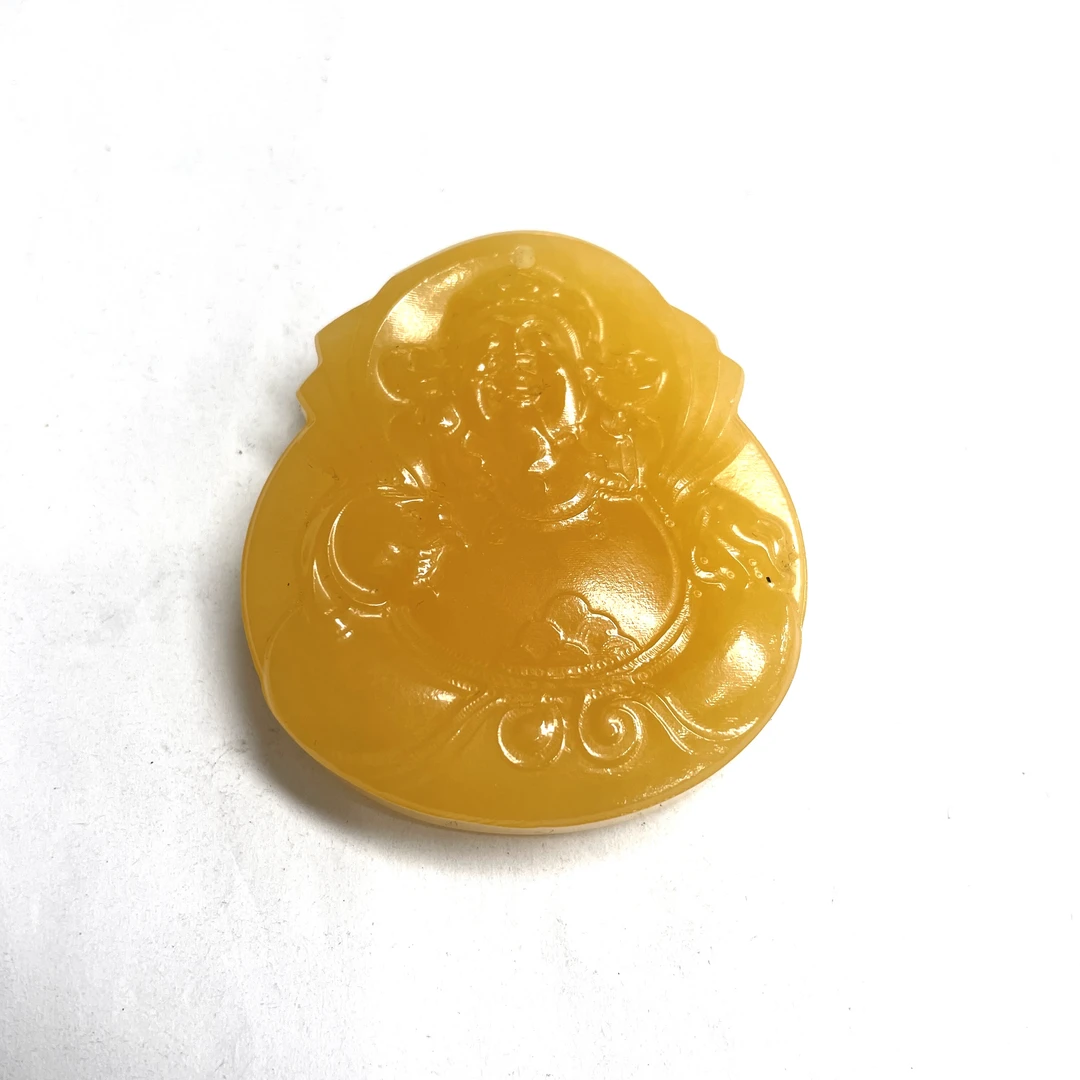 1083号且末糖色雕刻吊坠