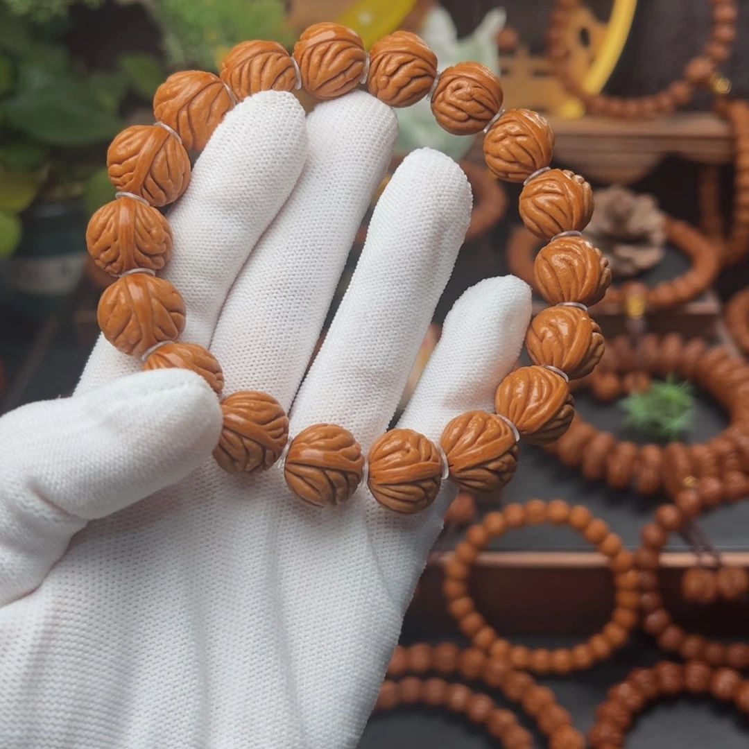 吊坠桃核韓*弍1.5祥云手串