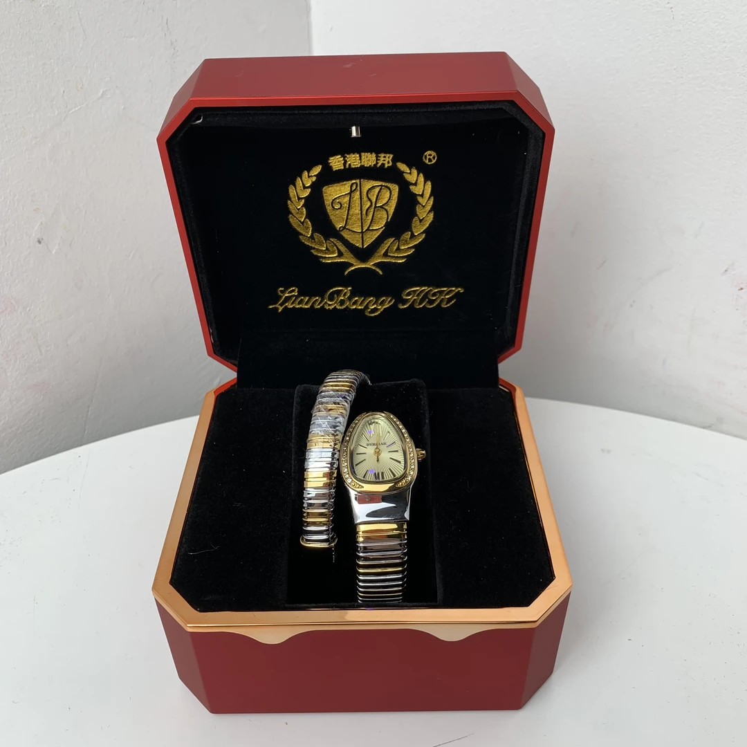 4765 【香港联邦】时尚轻奢女士手表