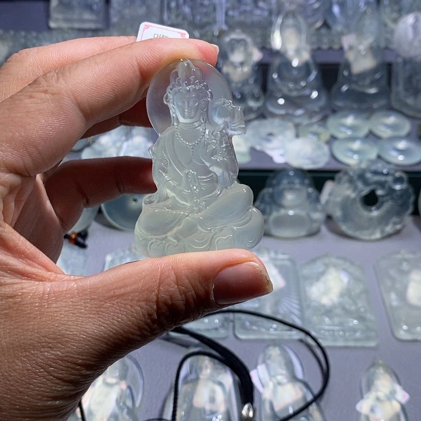 【闪购商品】岫玉未镶嵌颈饰啊**…大势至