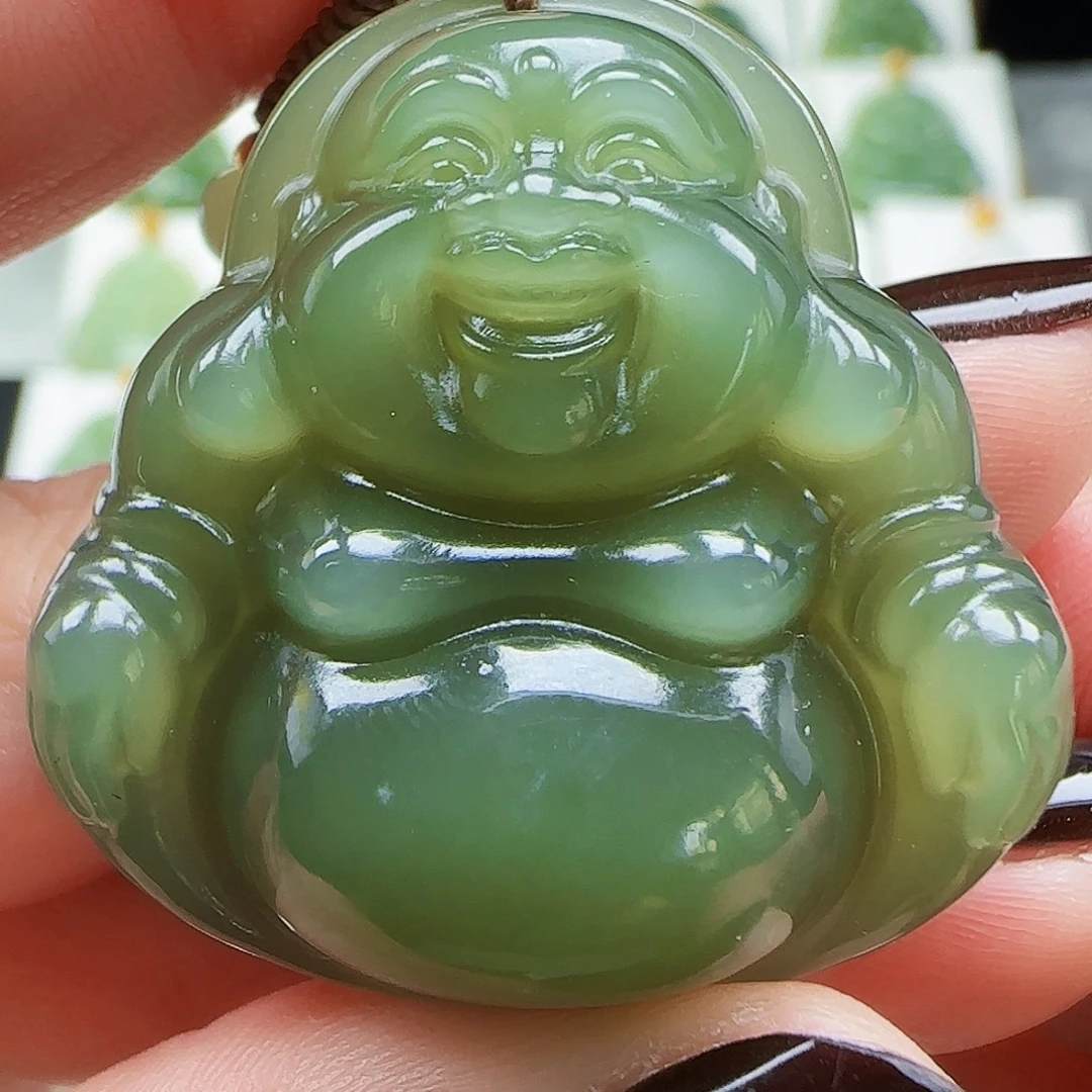 和田玉未镶嵌吊坠(赠链)