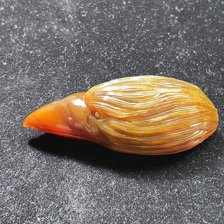 琥珀颈饰未镶嵌福利咖啡沙糖蜜鹰嘴吊坠重24克