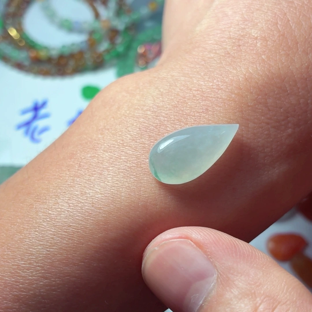 定制翡翠未镶嵌包工