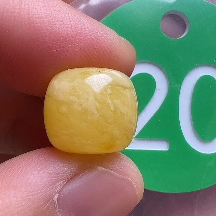 未镶嵌蜜蜡裸石12.5m m