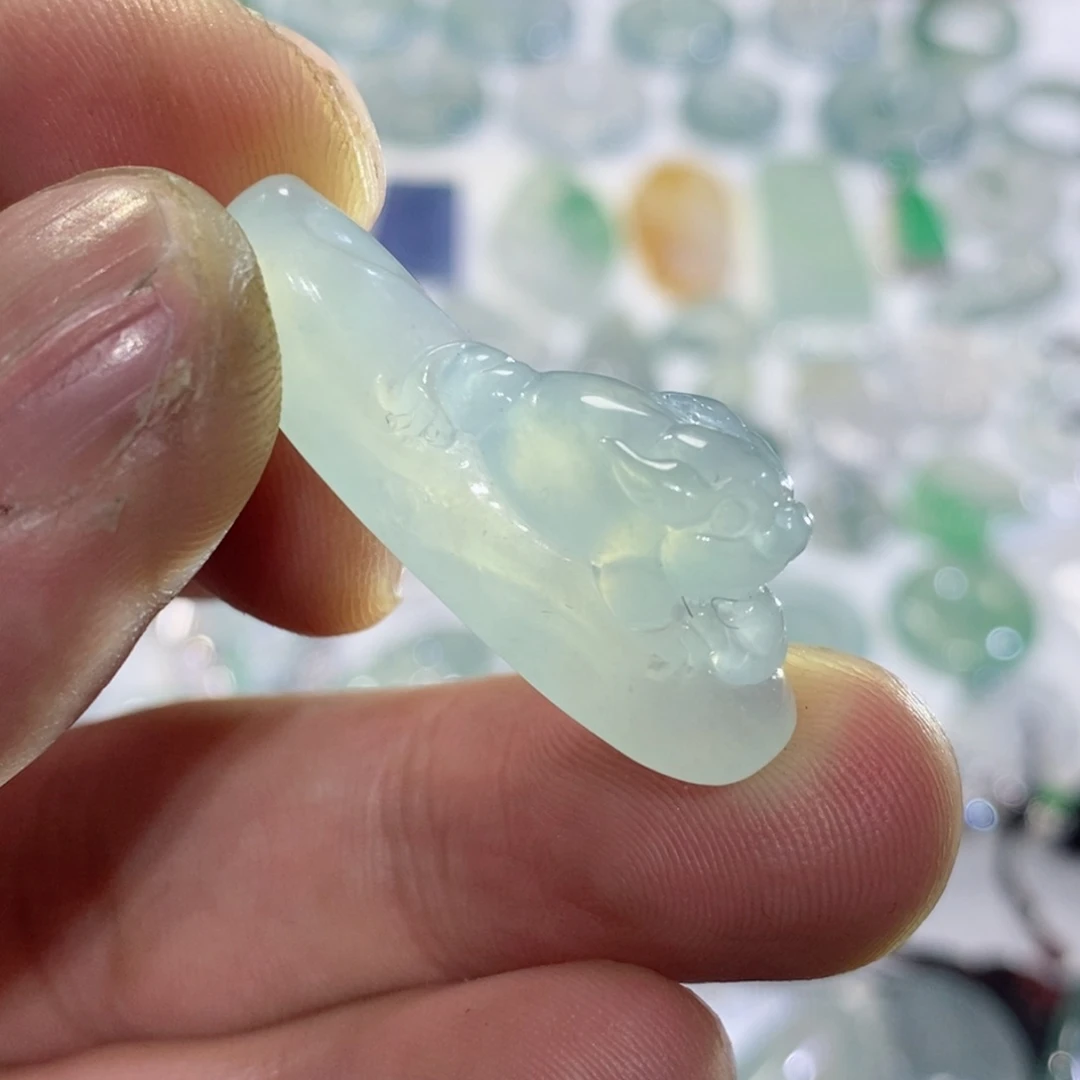 定制翡翠未镶嵌翡翠