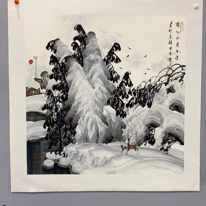 手绘作品等多种形式进行