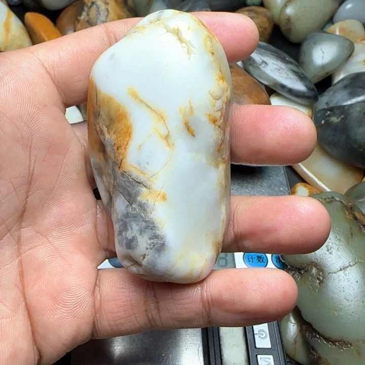 未镶嵌和田玉（子料）珠宝奇石简**心