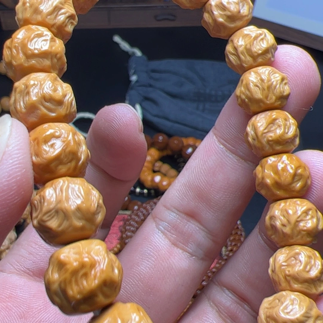 吊坠猴头核桃哦了咯