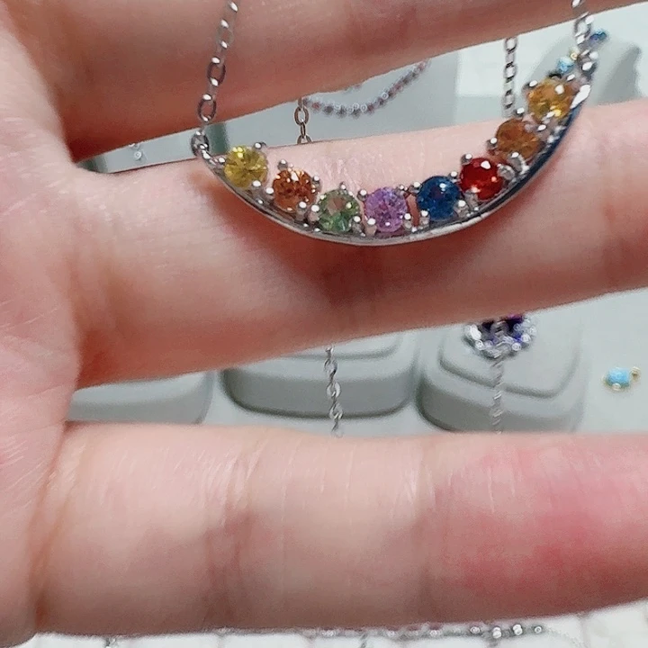 925银合成碳硅石吊坠