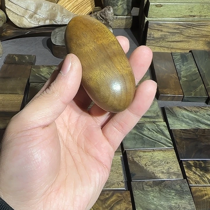 黄***树阴沉木直播间一物一拍截图