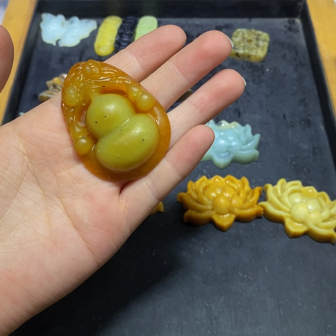 蛇纹石玉未镶嵌颈饰78