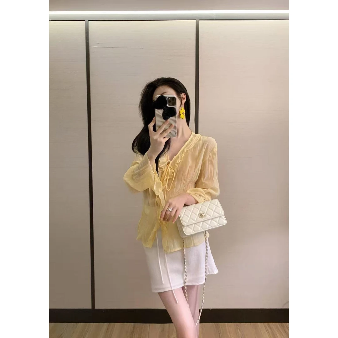 法式黄色衬衣女款2025新款防晒衬衫慵懒宽松上衣短裙套装