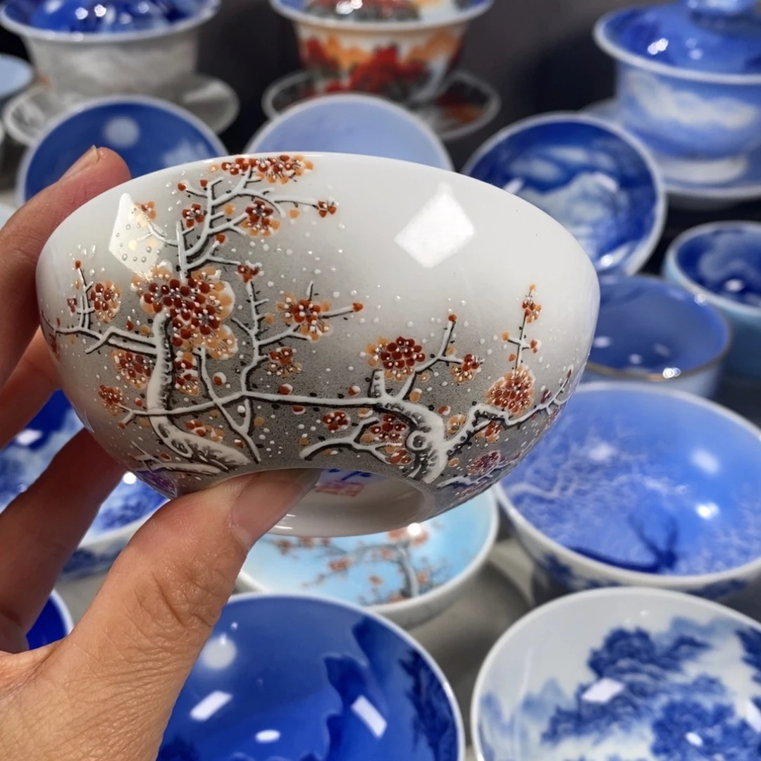 粉彩梅花主人杯杯