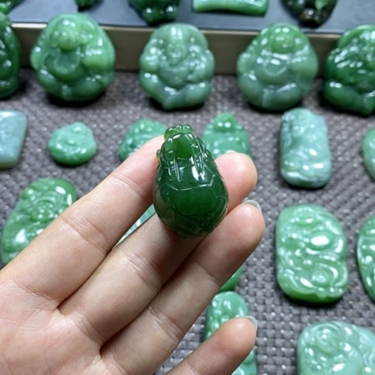 【闪购商品】颈饰未镶嵌和田玉
