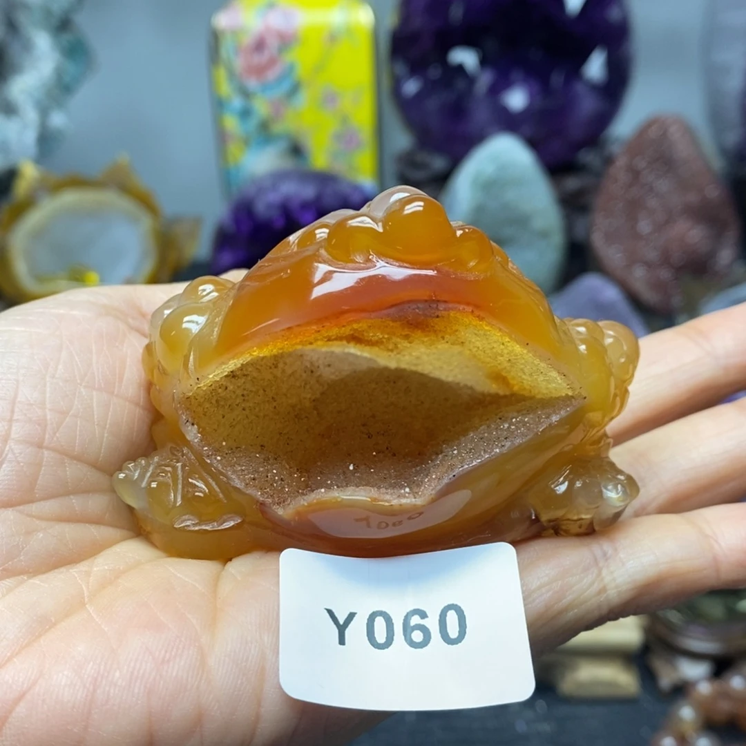 未镶嵌大型摆件（非配饰）水晶