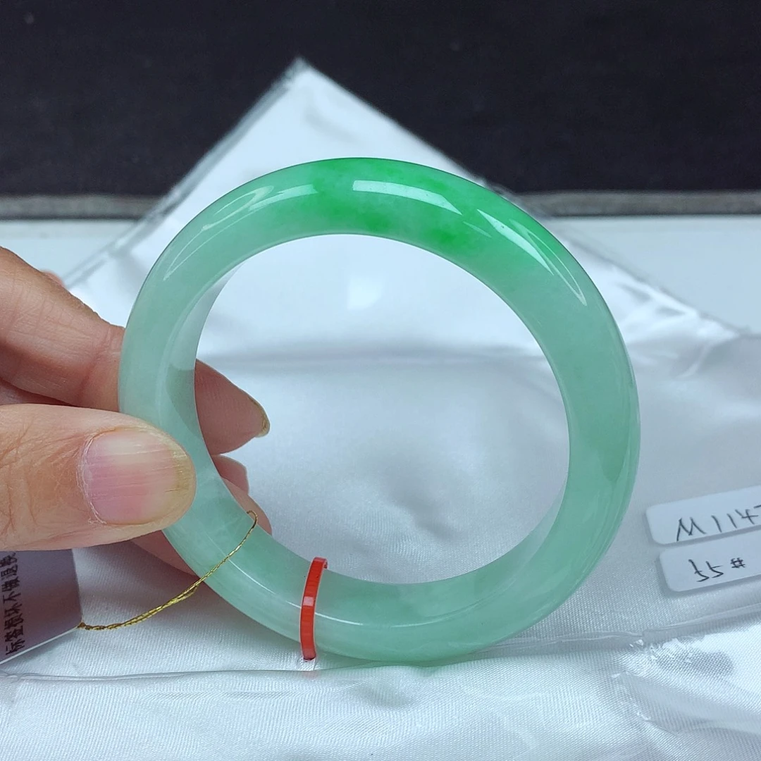 翡翠未镶嵌手镯55圈4781