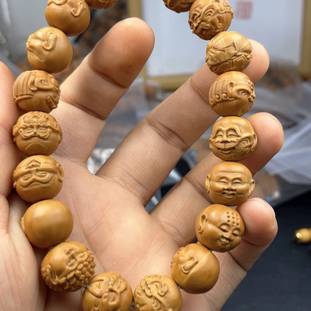 猴头核桃吊坠点点