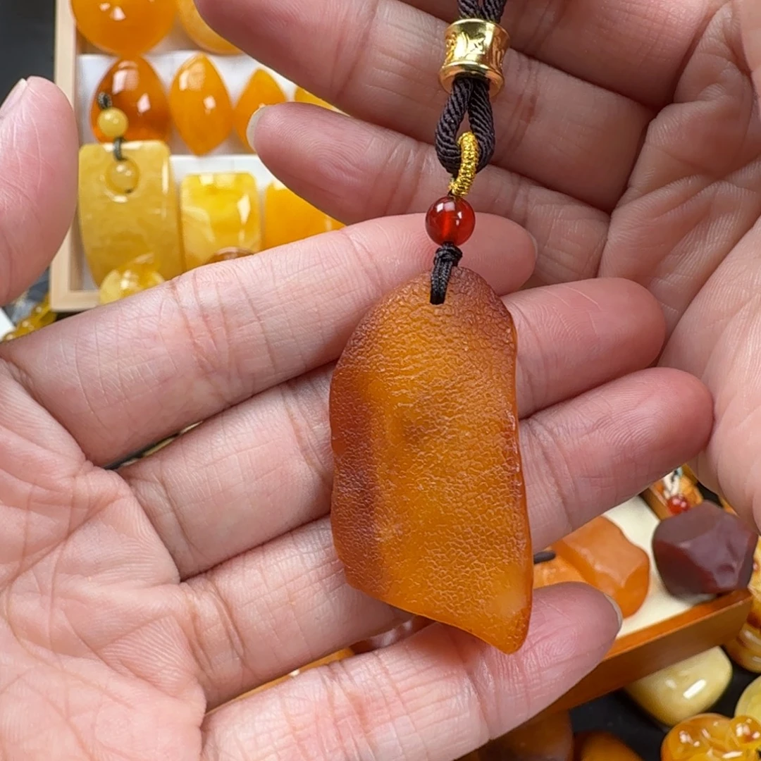 未镶嵌颈饰蜜蜡蜜蜡