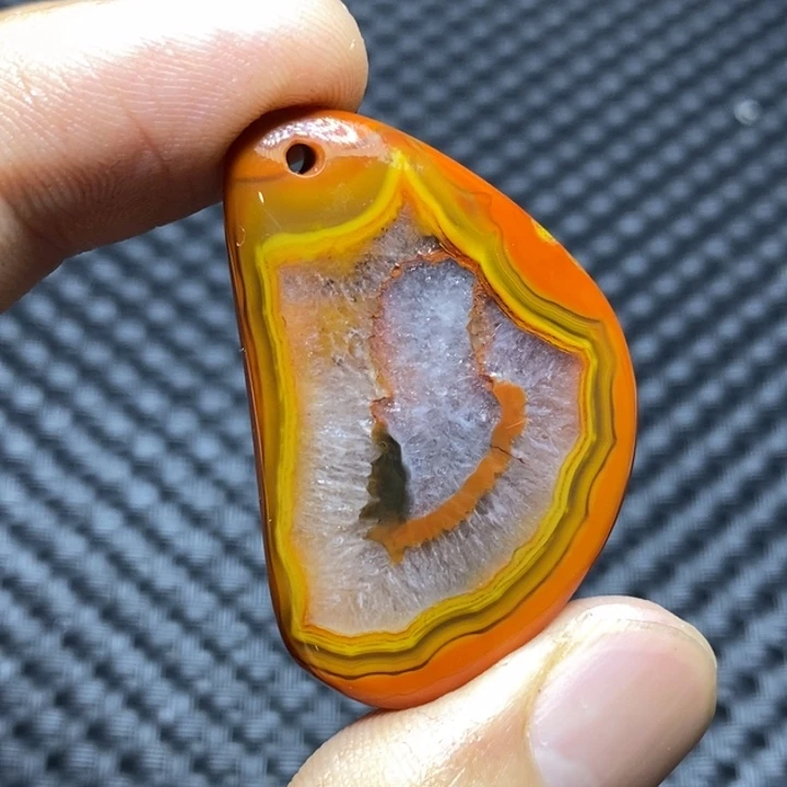 玛瑙/玉髓颈饰未镶嵌奥****奇