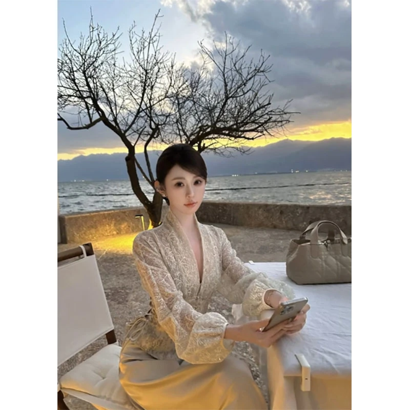 御姐风时尚气质V领绑带收腰长袖蕾丝上衣高腰百搭小众休闲半身裙