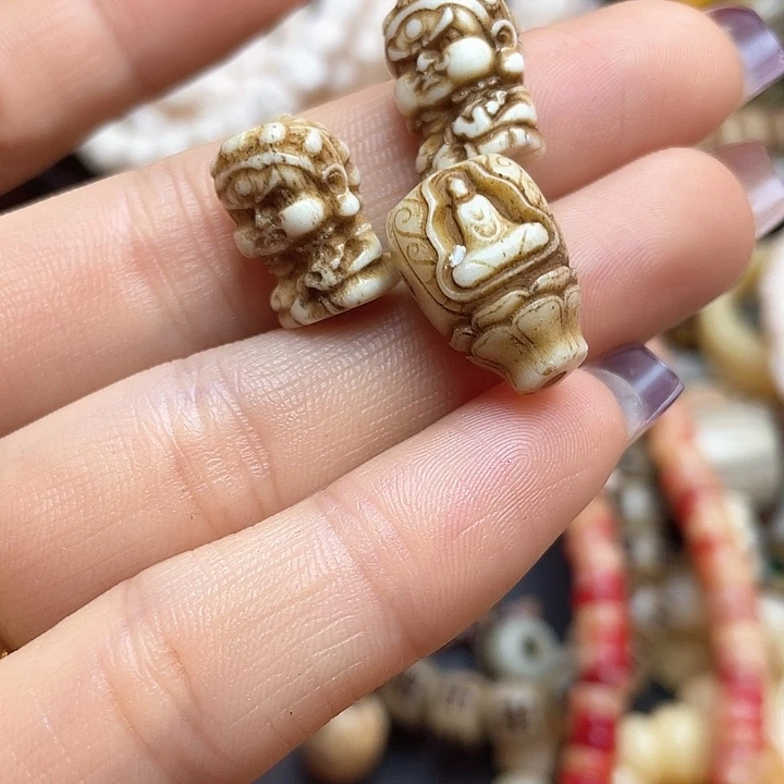 驼骨手串/手链，其他配饰