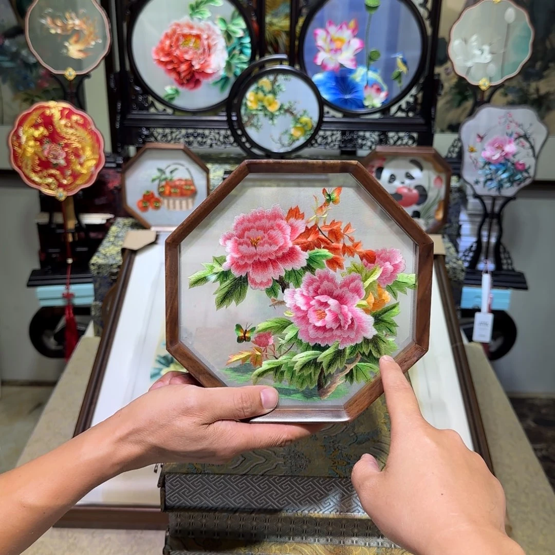 刺绣刺绣工艺精湛独特设计异色