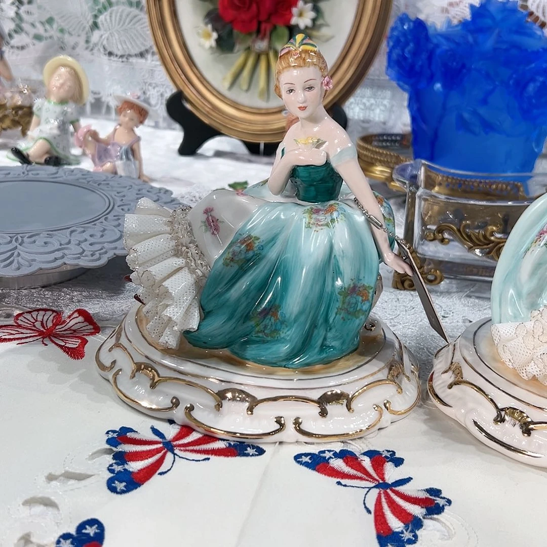 陶瓷B296福利茜茜公主蕾丝娃娃